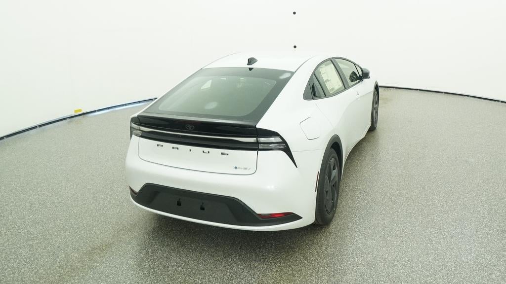 2026 Toyota Prius Plug-in Hybrid SE
