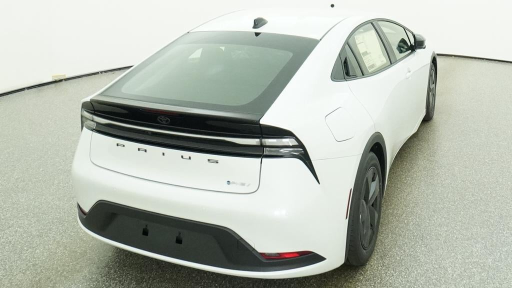 2026 Toyota Prius Plug-in Hybrid SE