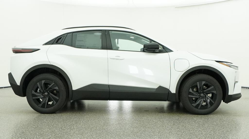 2026 Toyota C-HR SE