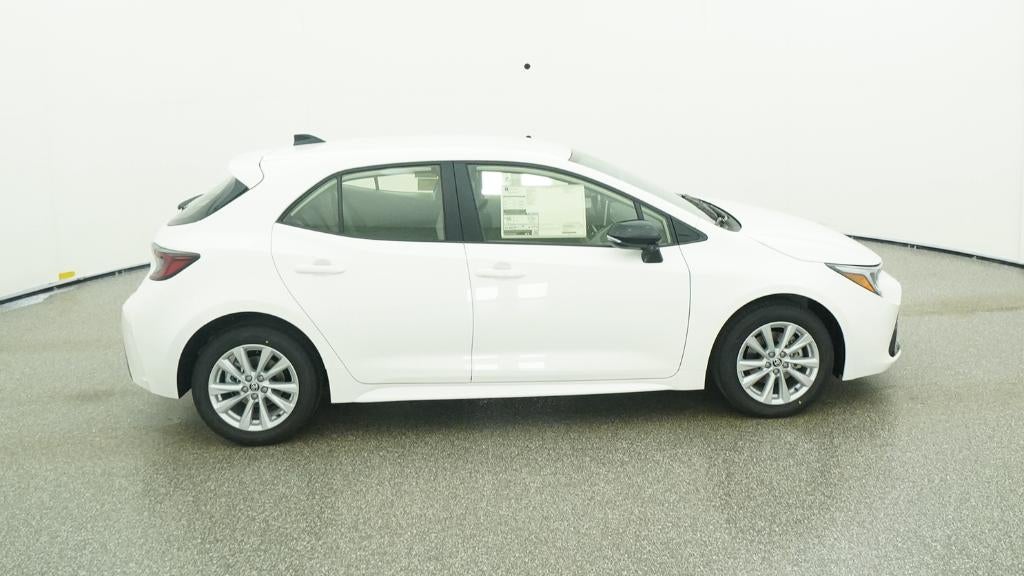 2026 Toyota Corolla Hatchback SE