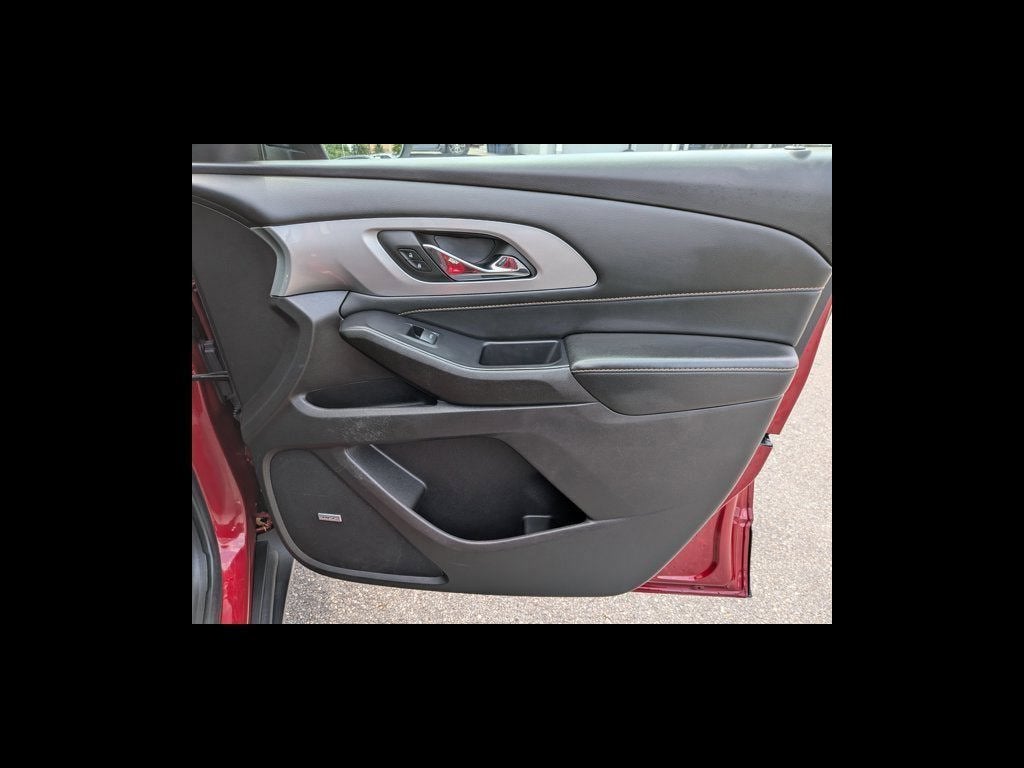 2021 Chevrolet Traverse RS