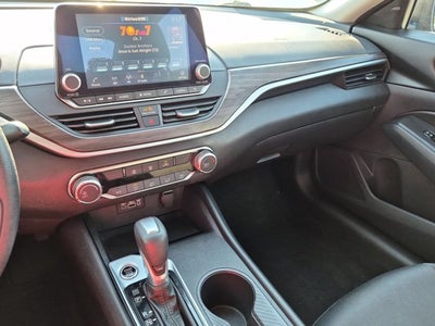 2025 Nissan Altima SV