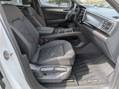 2024 Volkswagen Atlas Cross Sport 2.0T SE