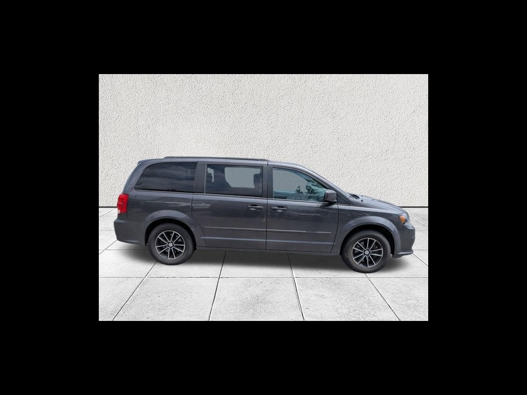 2016 Dodge Grand Caravan R/T