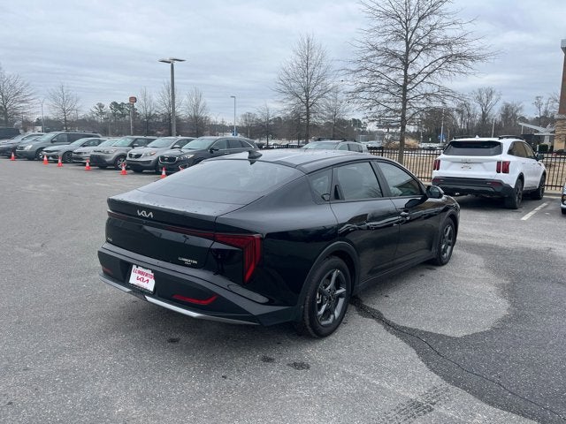 2025 Kia K4 LXS