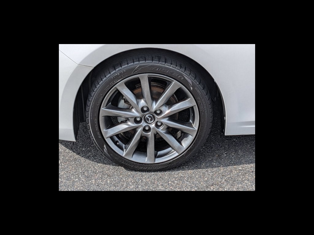 2018 Mazda Mazda3 5-Door Touring