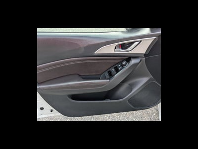 2018 Mazda Mazda3 5-Door Touring