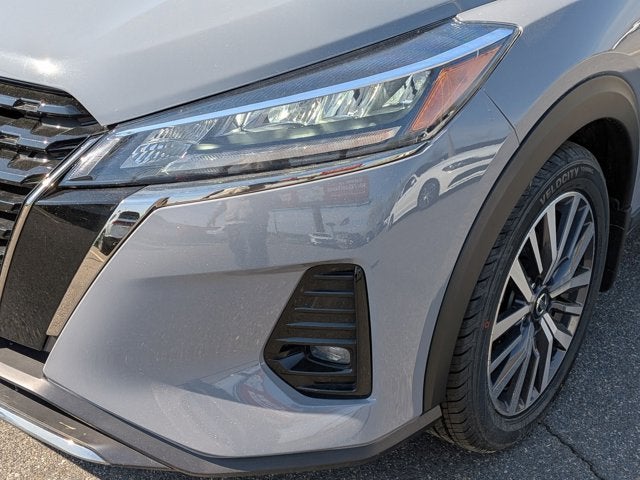 2021 Nissan Kicks SR