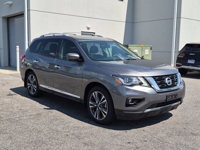 2020 Nissan Pathfinder Platinum