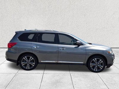 2020 Nissan Pathfinder Platinum