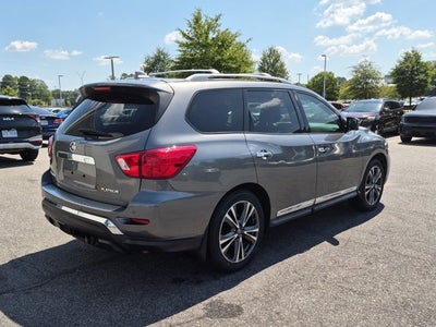 2020 Nissan Pathfinder Platinum