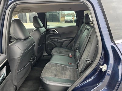 2023 Mitsubishi Outlander SE