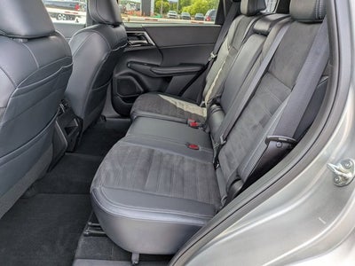2024 Mitsubishi Outlander SE