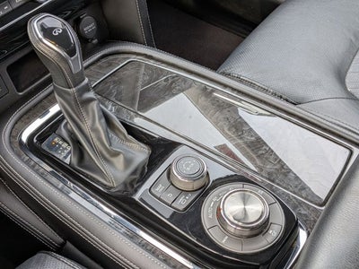 2021 INFINITI QX80 LUXE