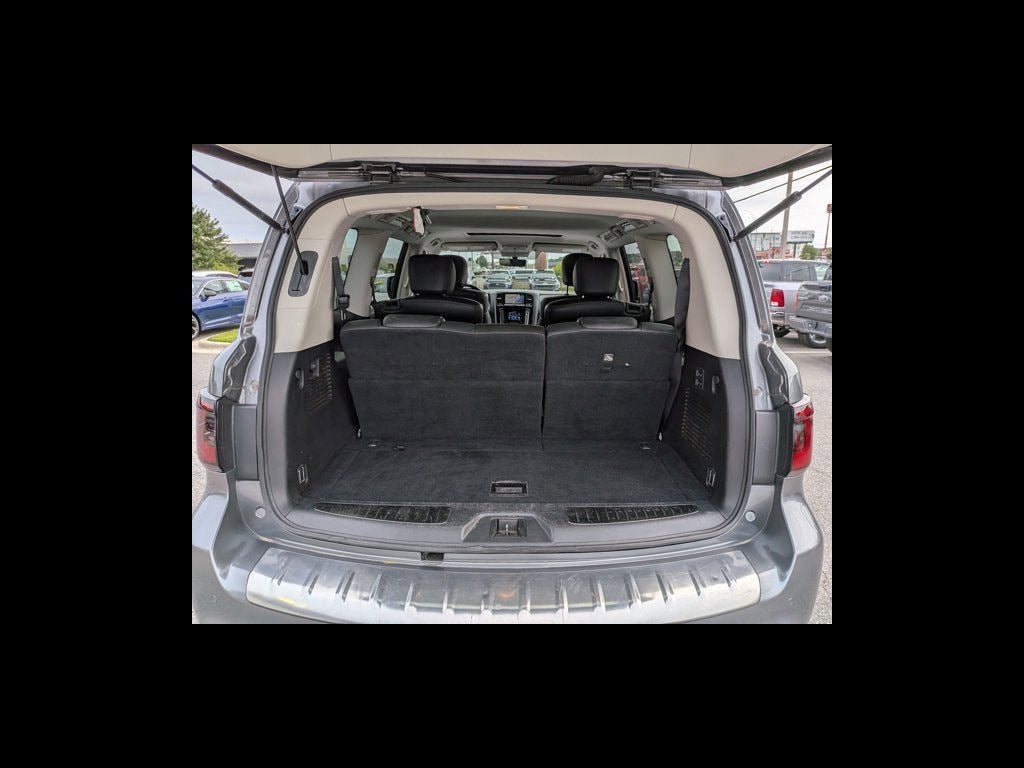 2021 INFINITI QX80 LUXE