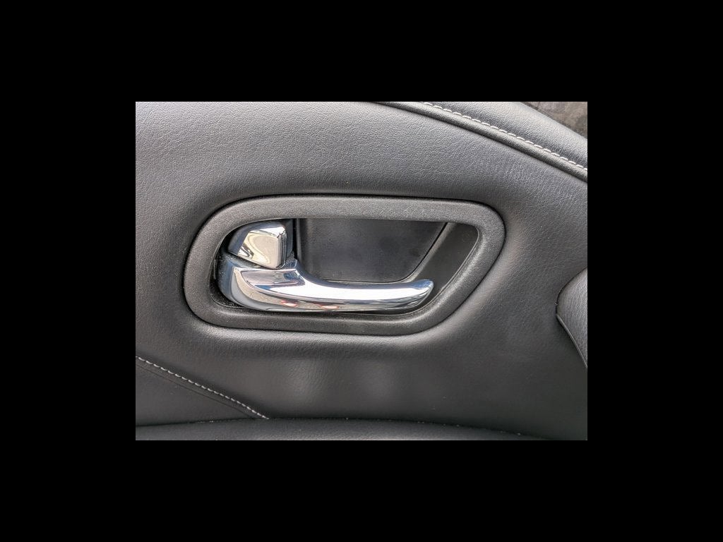 2021 INFINITI QX80 LUXE