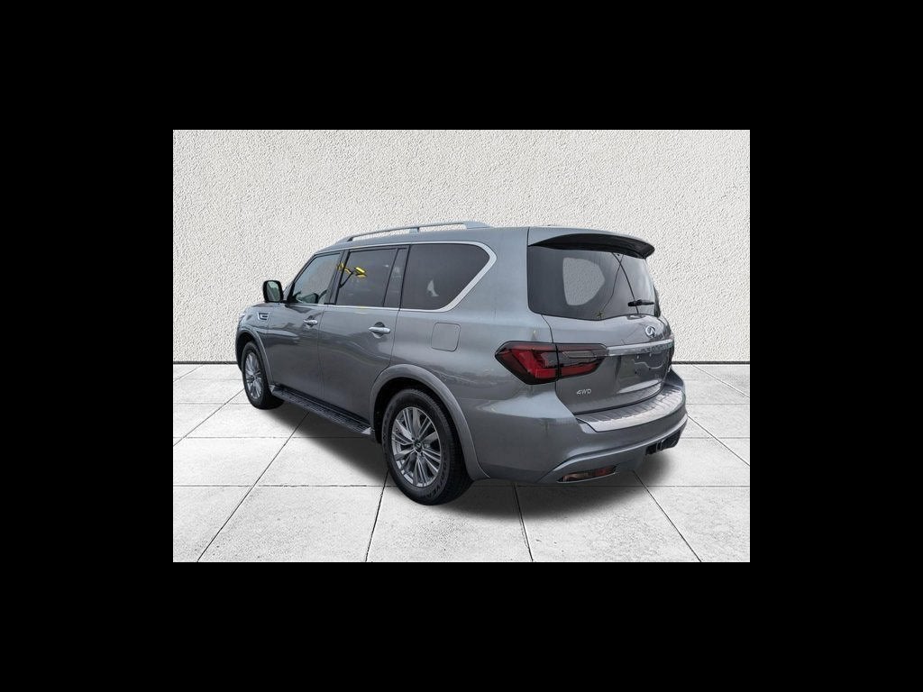 2021 INFINITI QX80 LUXE