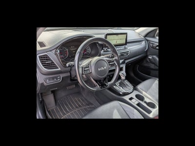 2023 Kia Seltos SX
