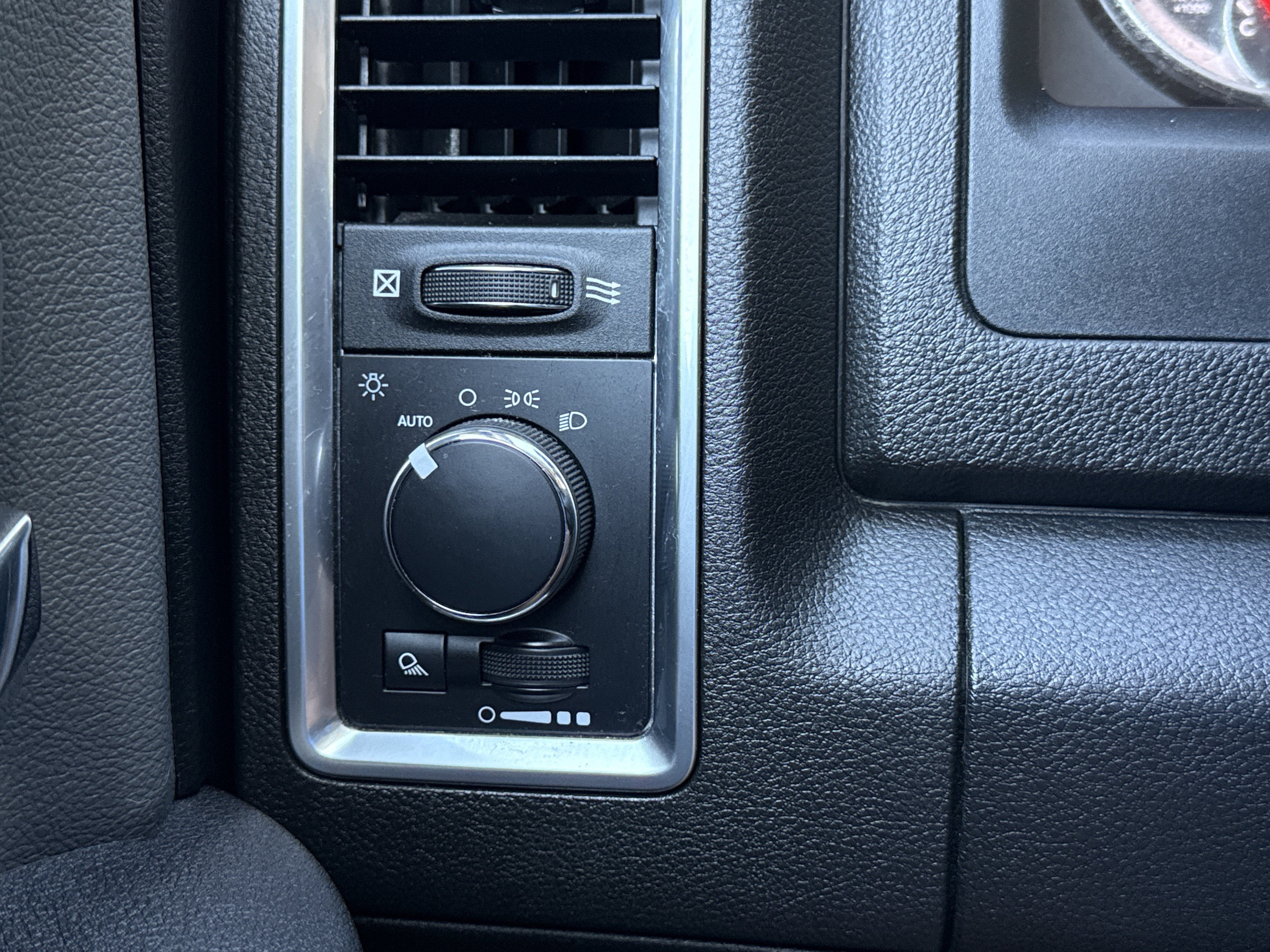 2022 RAM 1500 Classic SLT