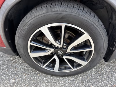 2020 Nissan Rogue SL
