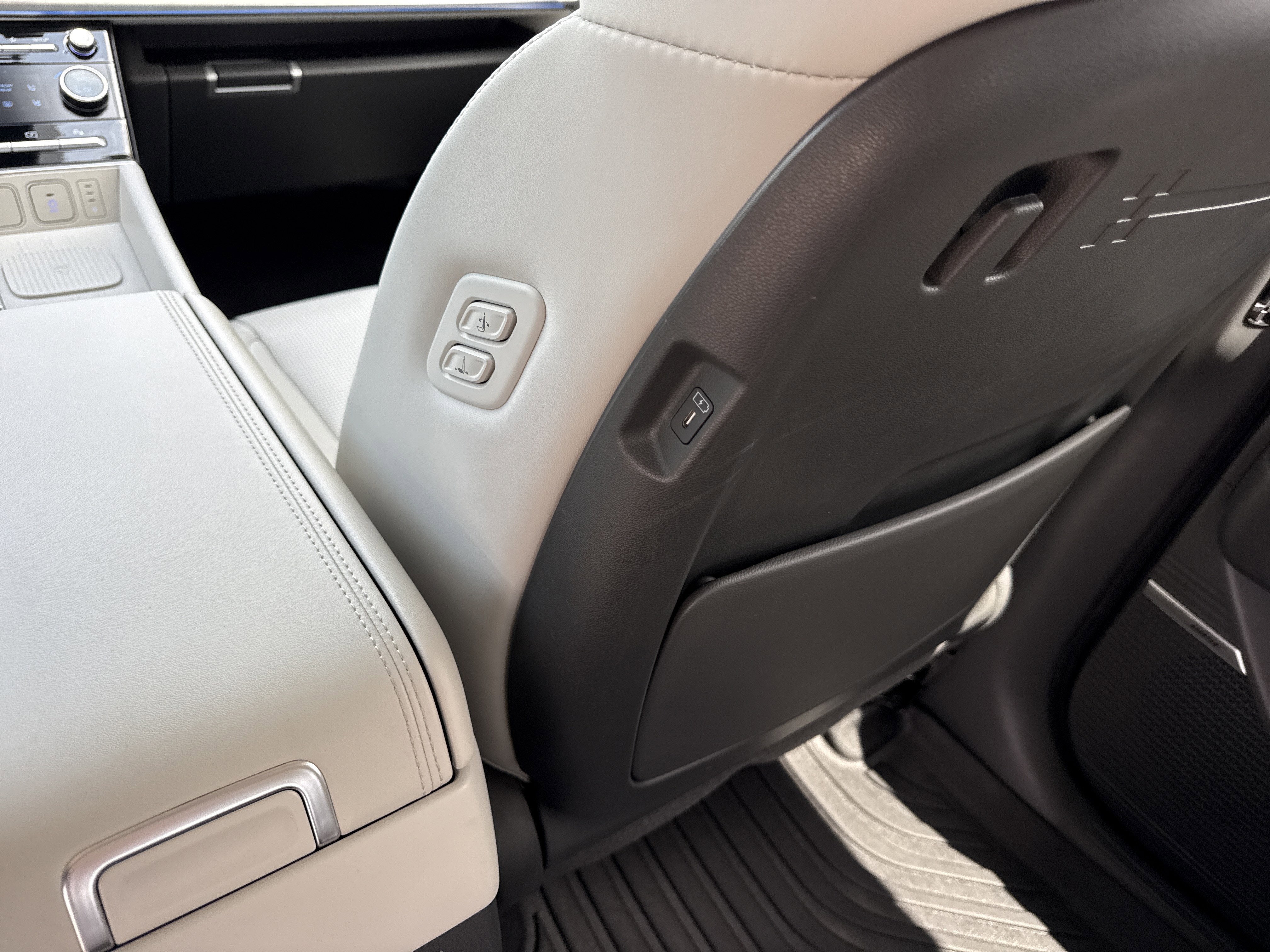 2025 Hyundai Santa Fe Hybrid Calligraphy