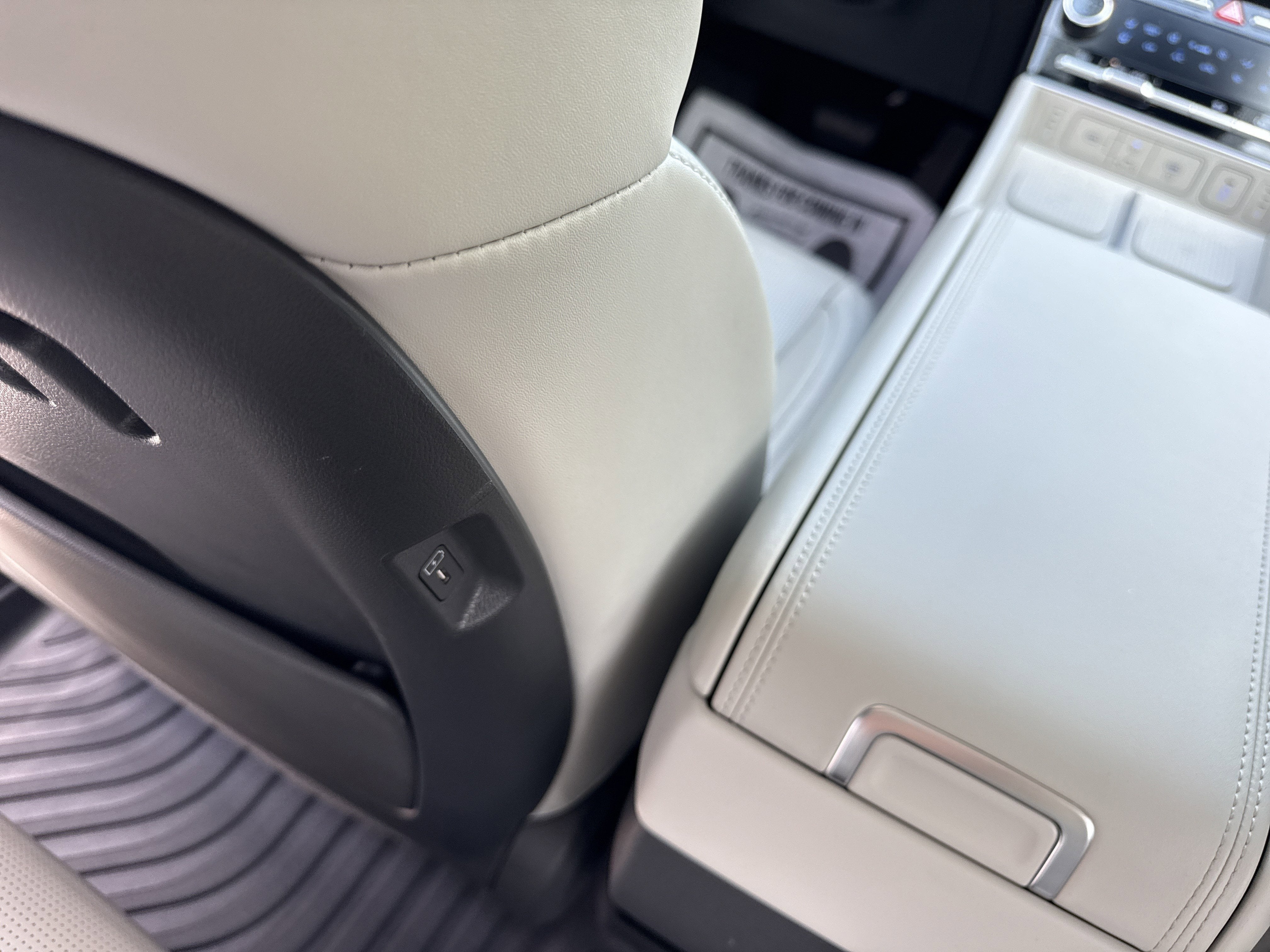 2025 Hyundai Santa Fe Hybrid Calligraphy