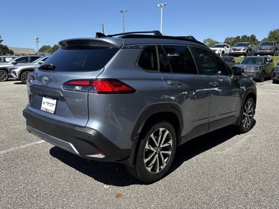 2025 Toyota Corolla Cross XLE