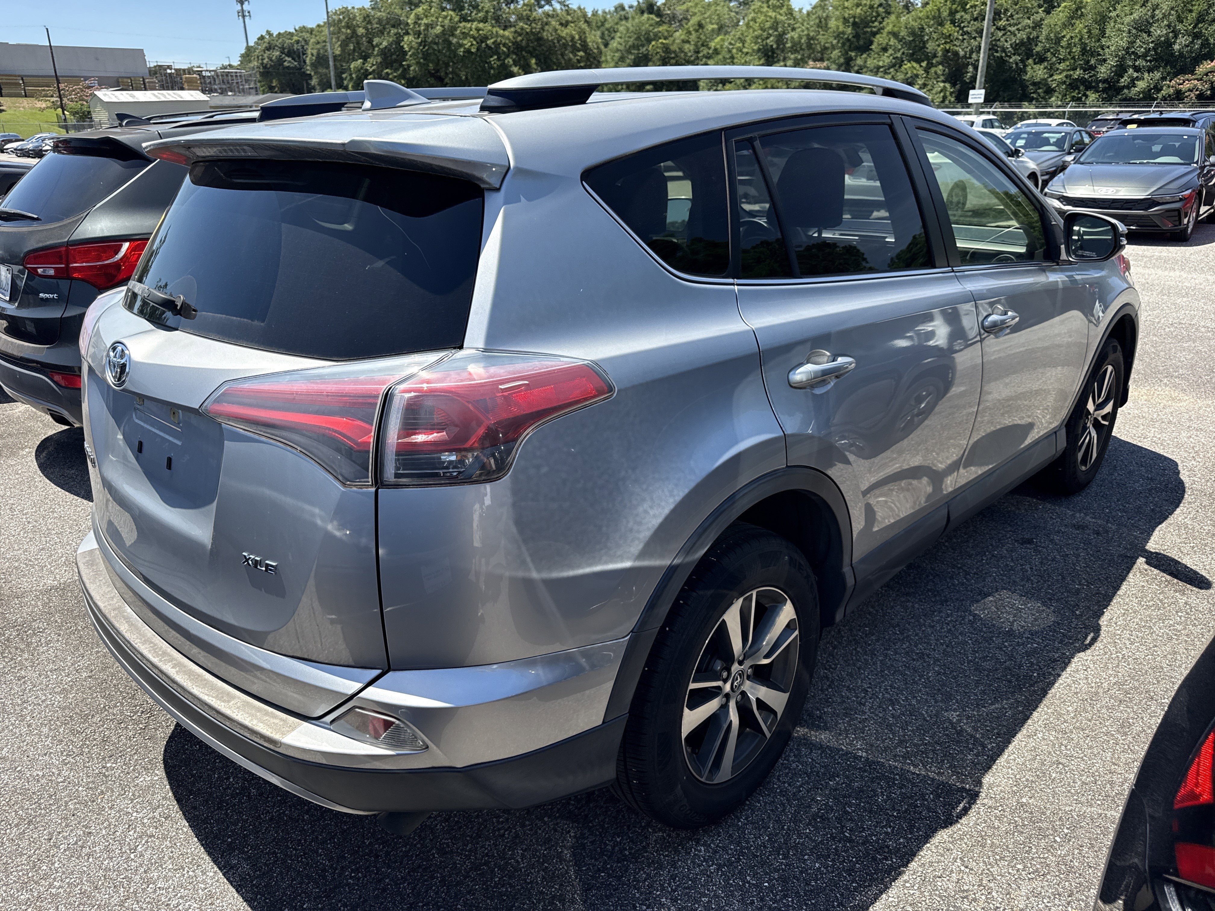 2018 Toyota RAV4 XLE