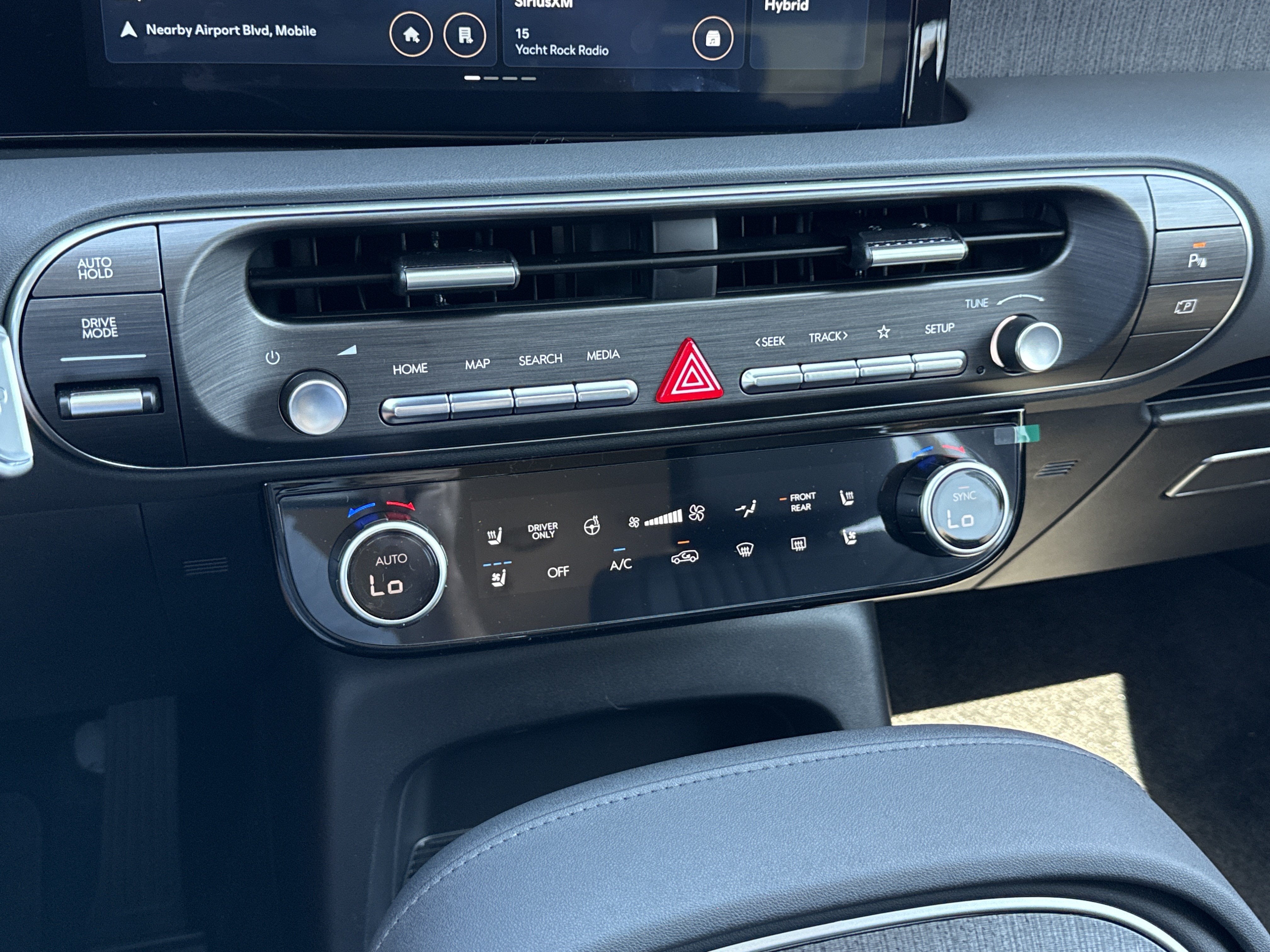 2027 Hyundai Palisade Hybrid Blue SEL Premium 8P