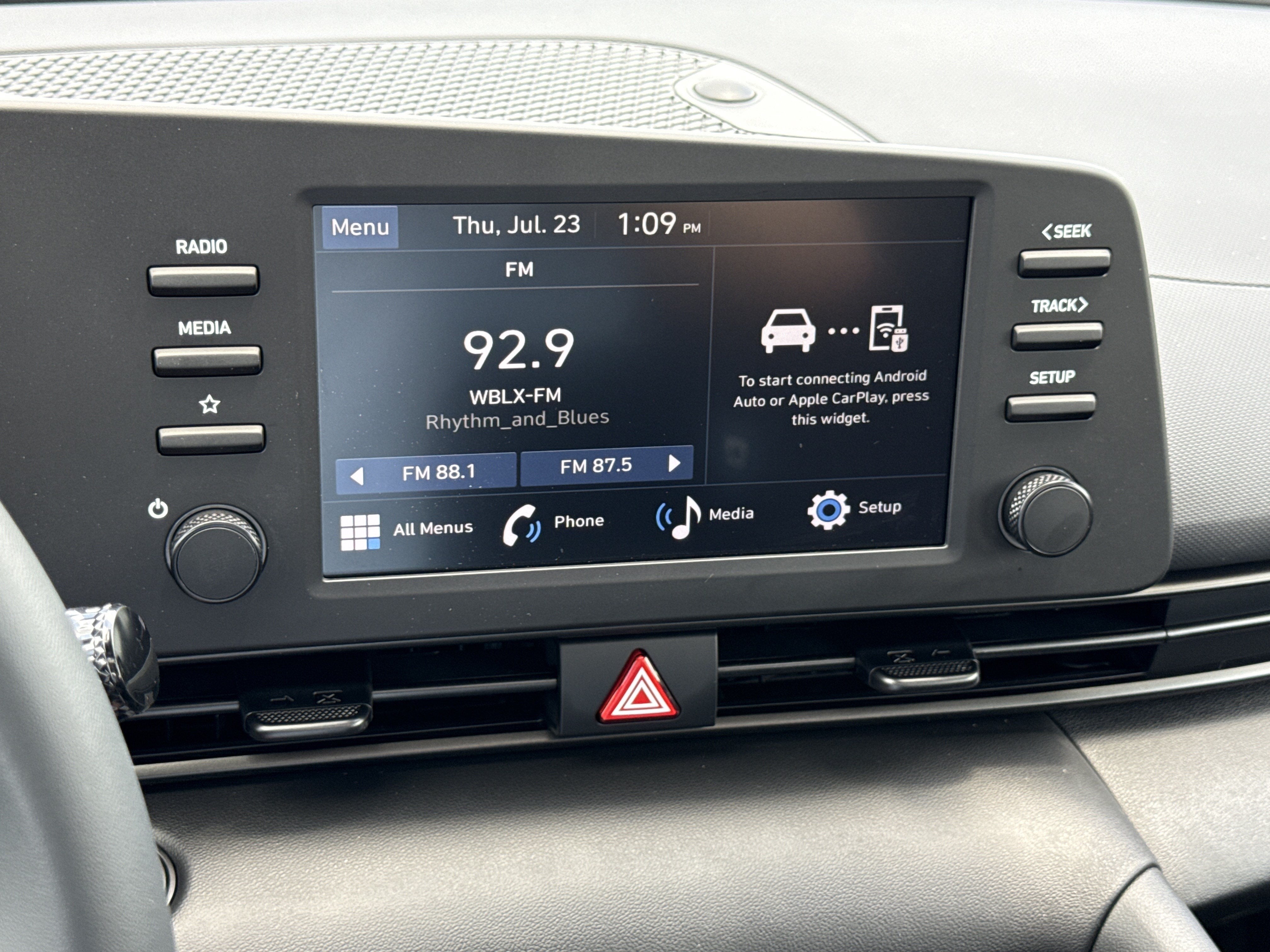 2026 Hyundai Elantra SEL Sport Premium