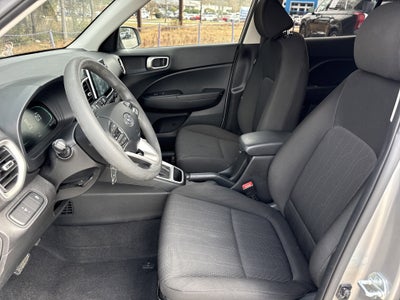 2023 Hyundai Venue SE