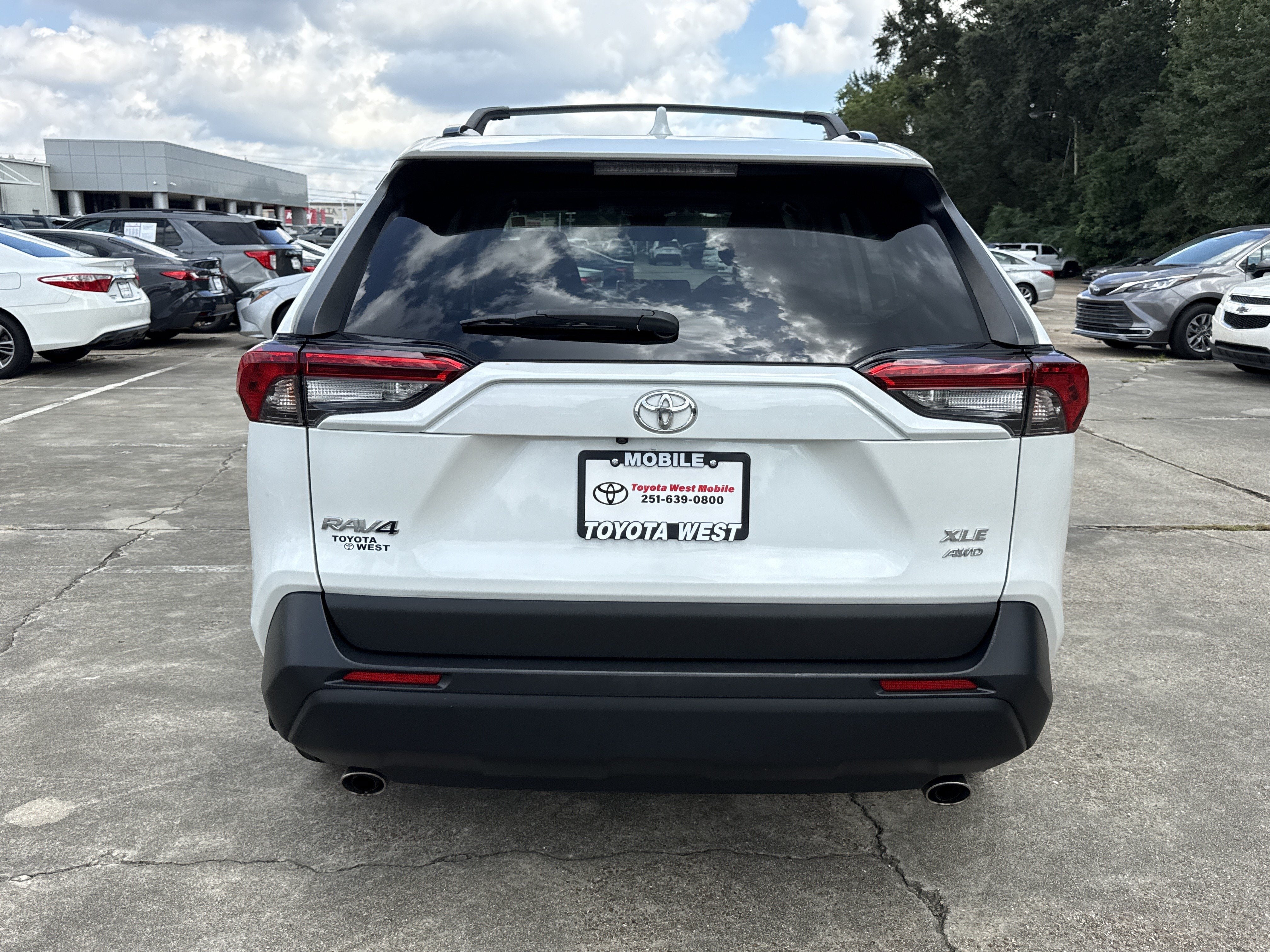 2024 Toyota RAV4 XLE Premium