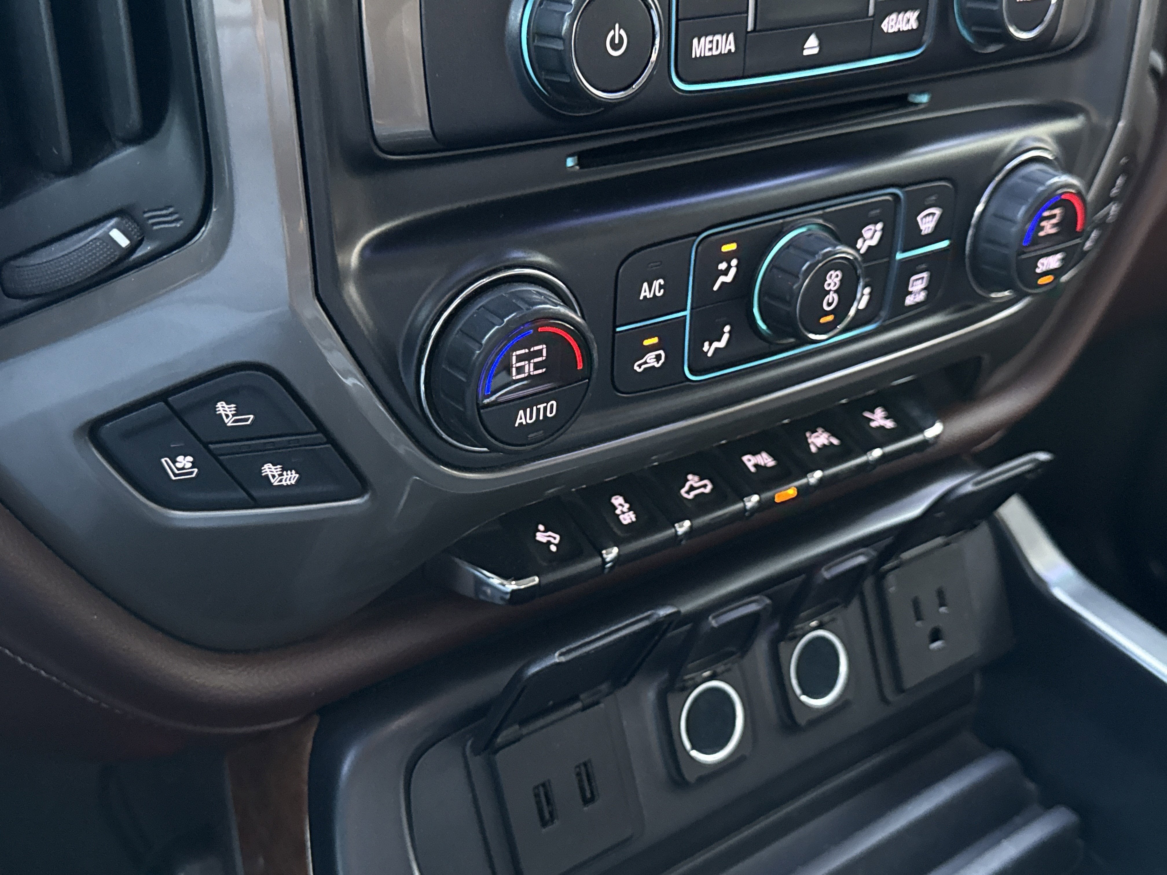 2018 Chevrolet Silverado 1500 High Country