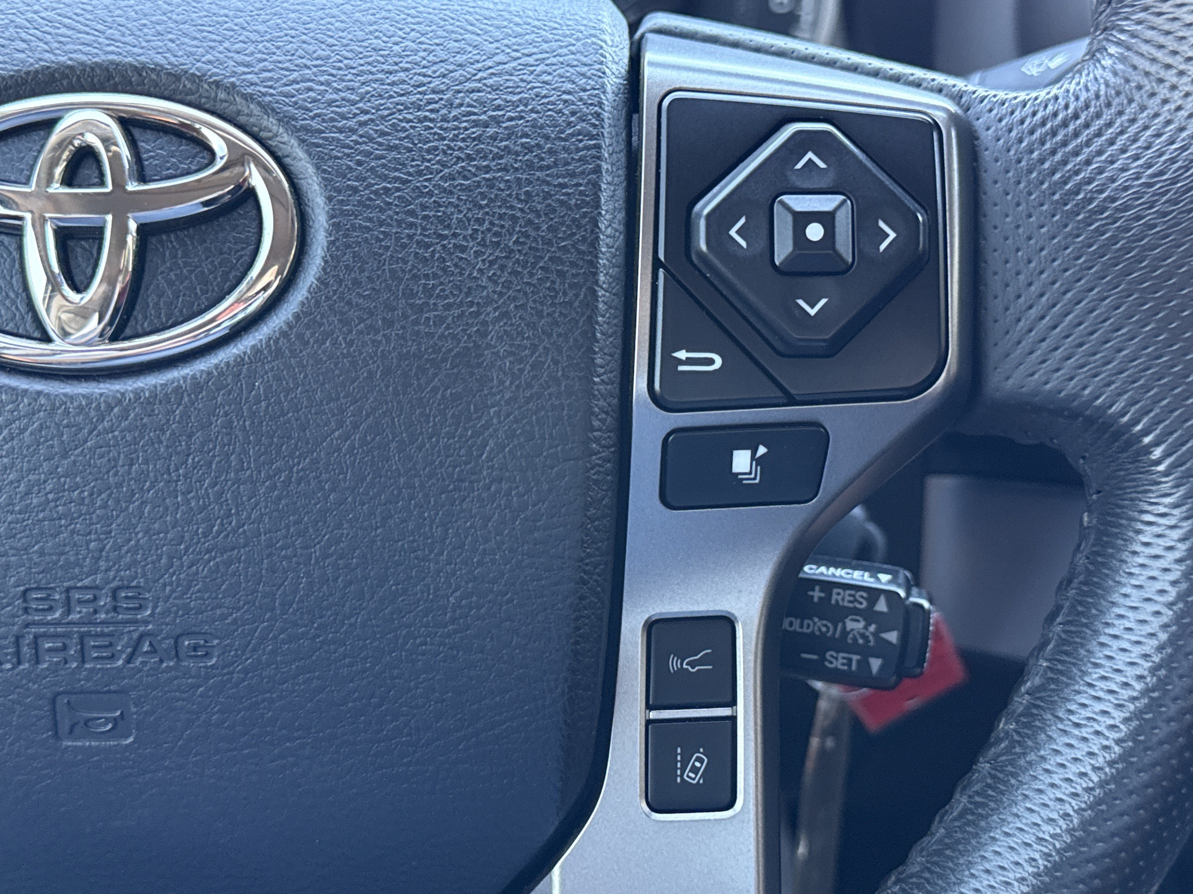 2022 Toyota Tacoma 2WD SR5