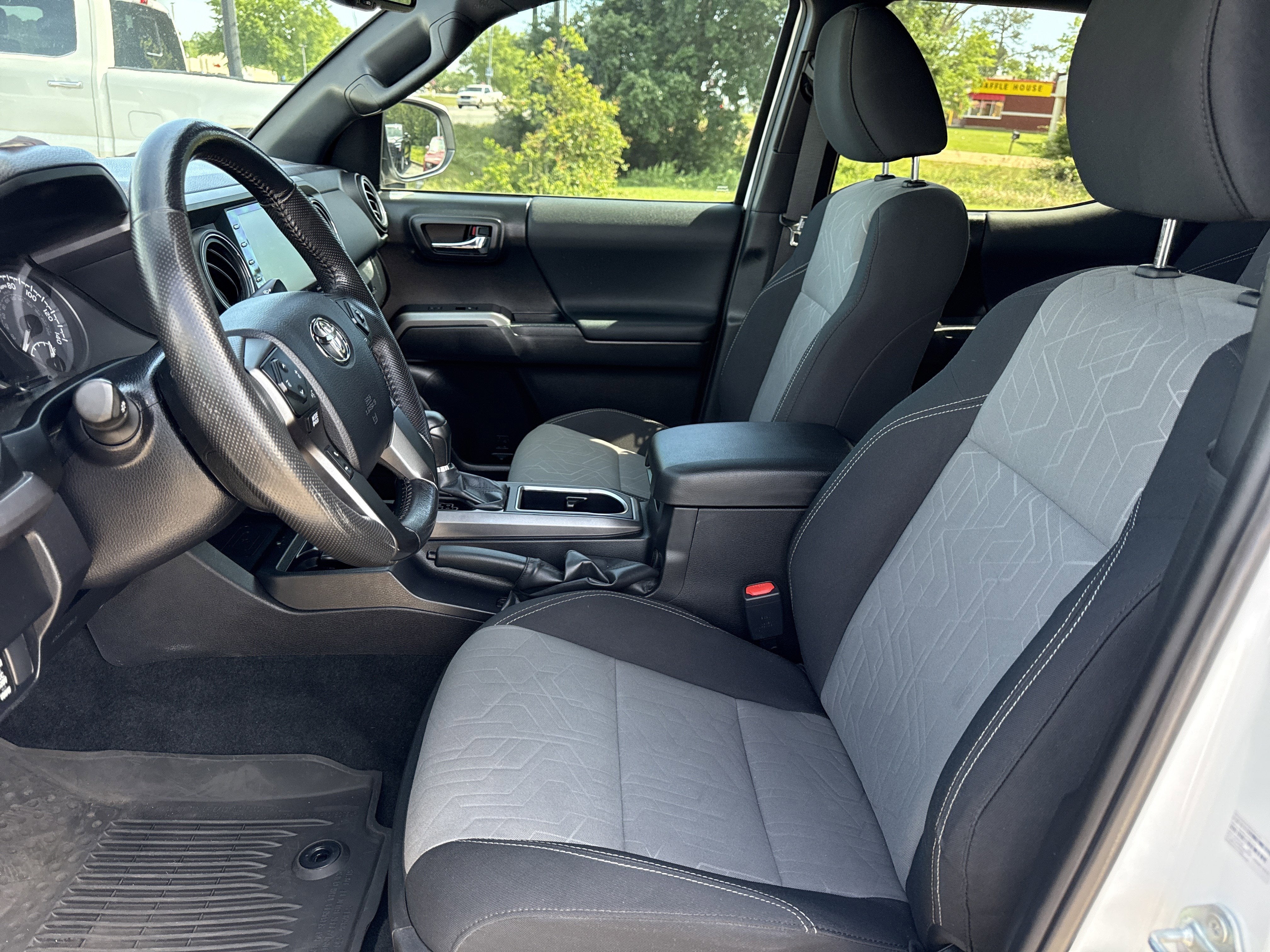 2023 Toyota Tacoma 4WD TRD Off Road