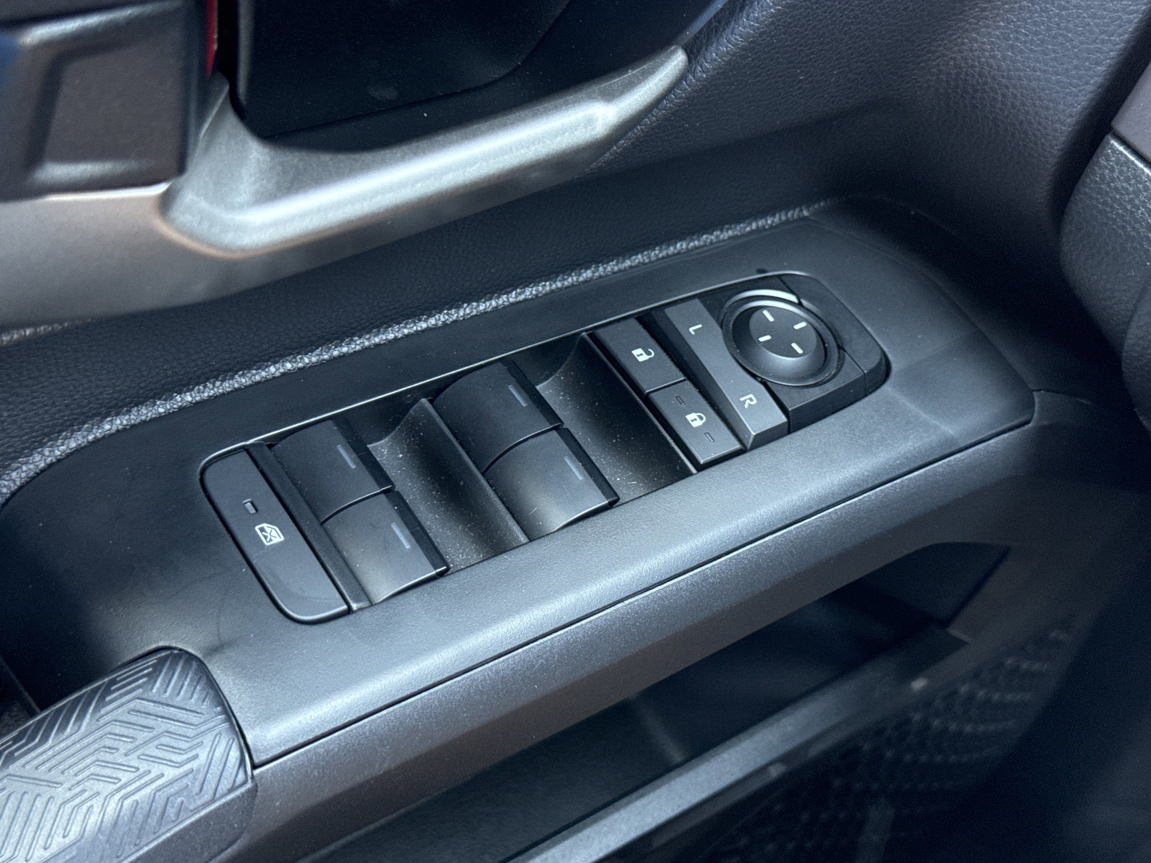 2025 Toyota Tacoma 4WD TRD Off Road Hybrid