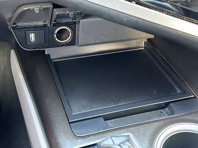 2022 Toyota Camry Hybrid LE