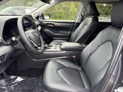 2024 Toyota Highlander Hybrid Limited