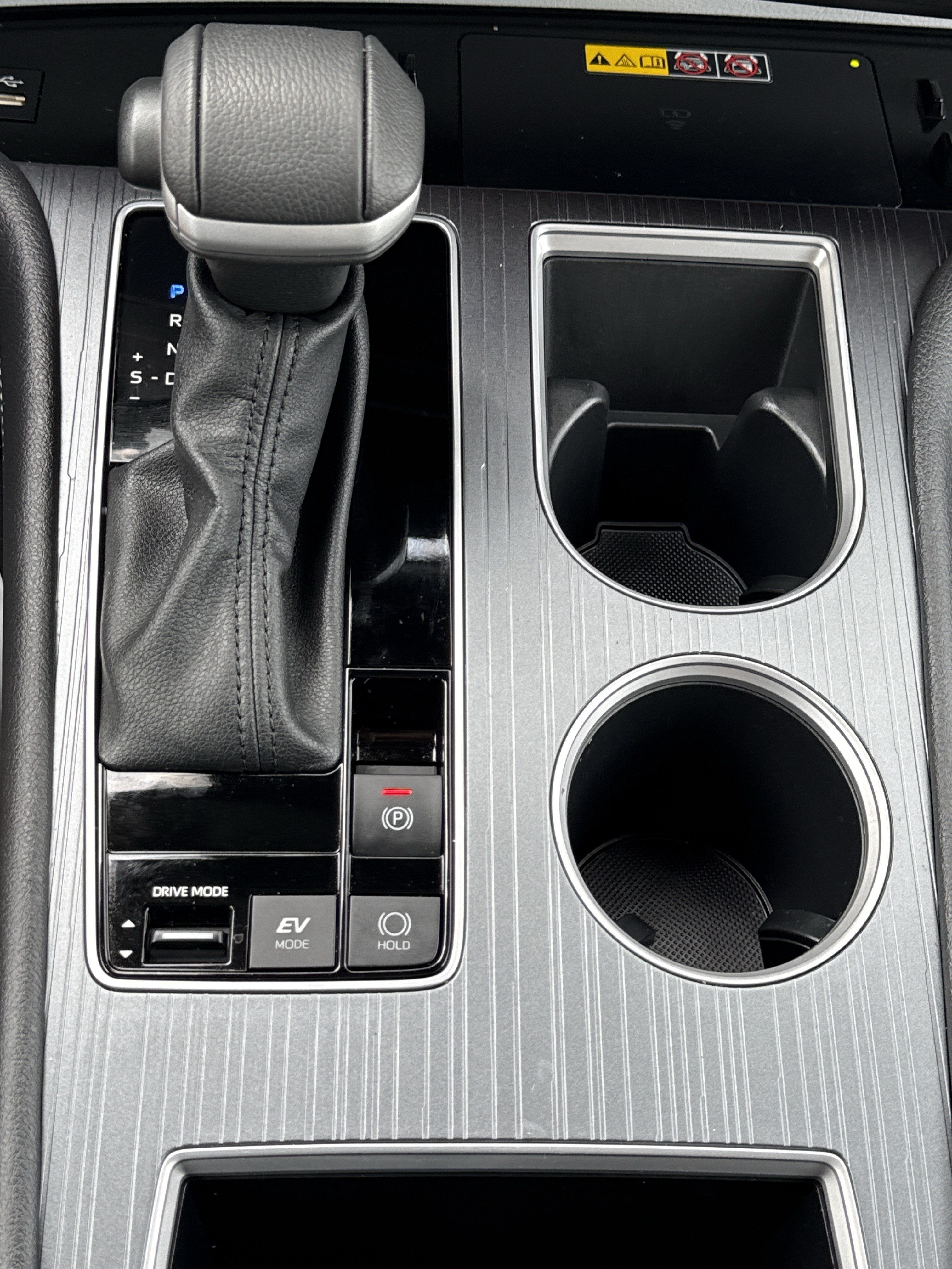 2025 Toyota Sienna Base