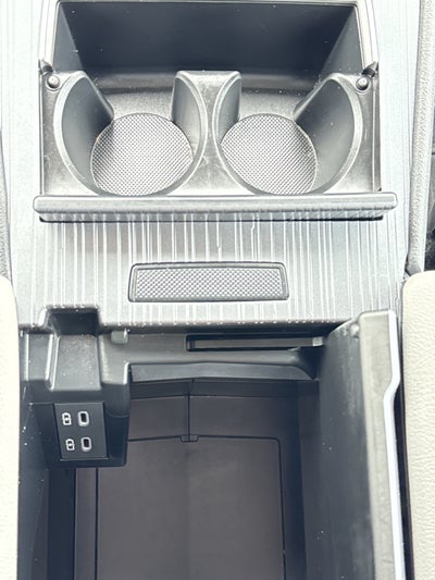 2025 Toyota Sienna Base