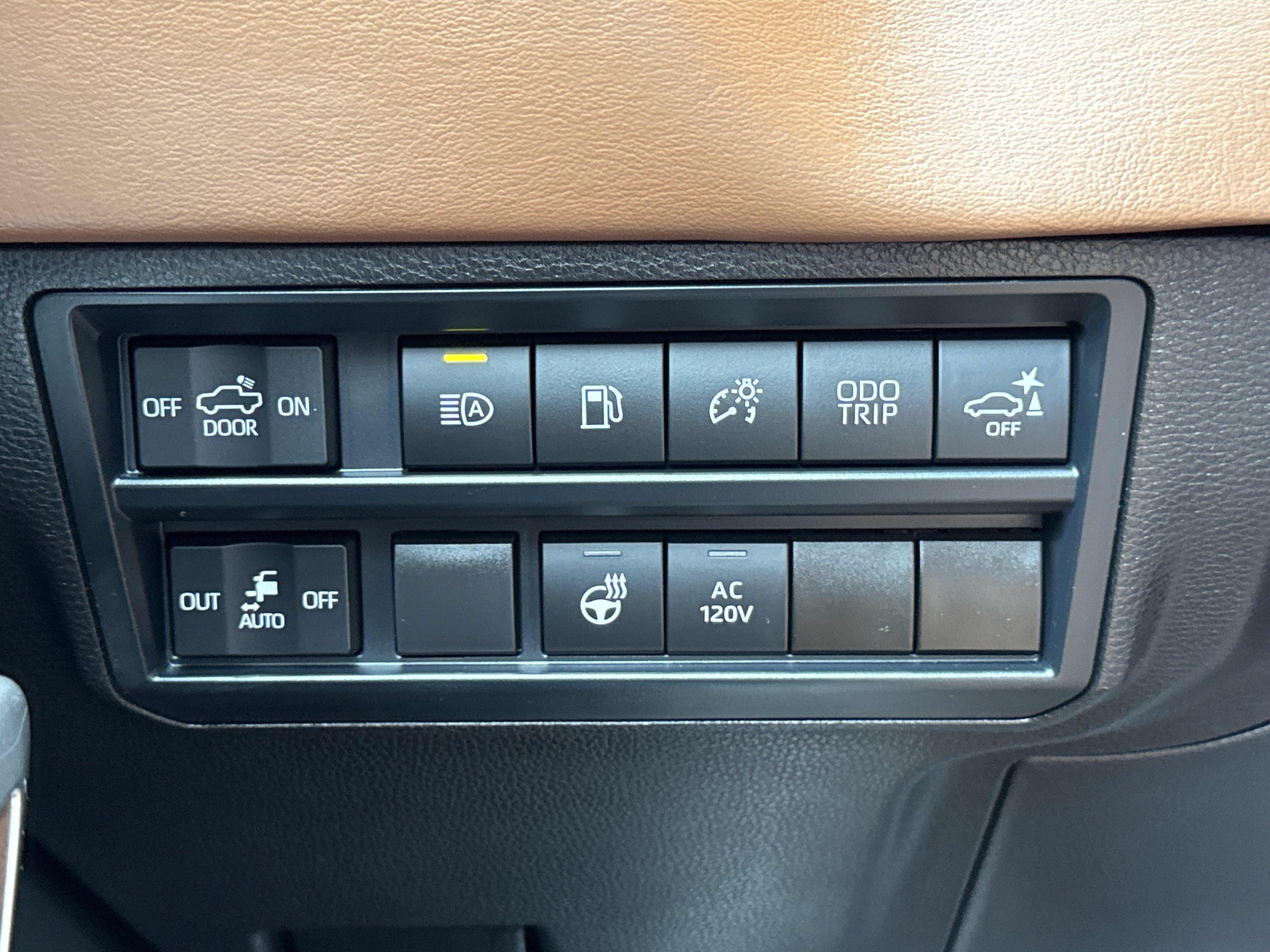 2025 Toyota Tundra 4WD 1794 Edition Hybrid