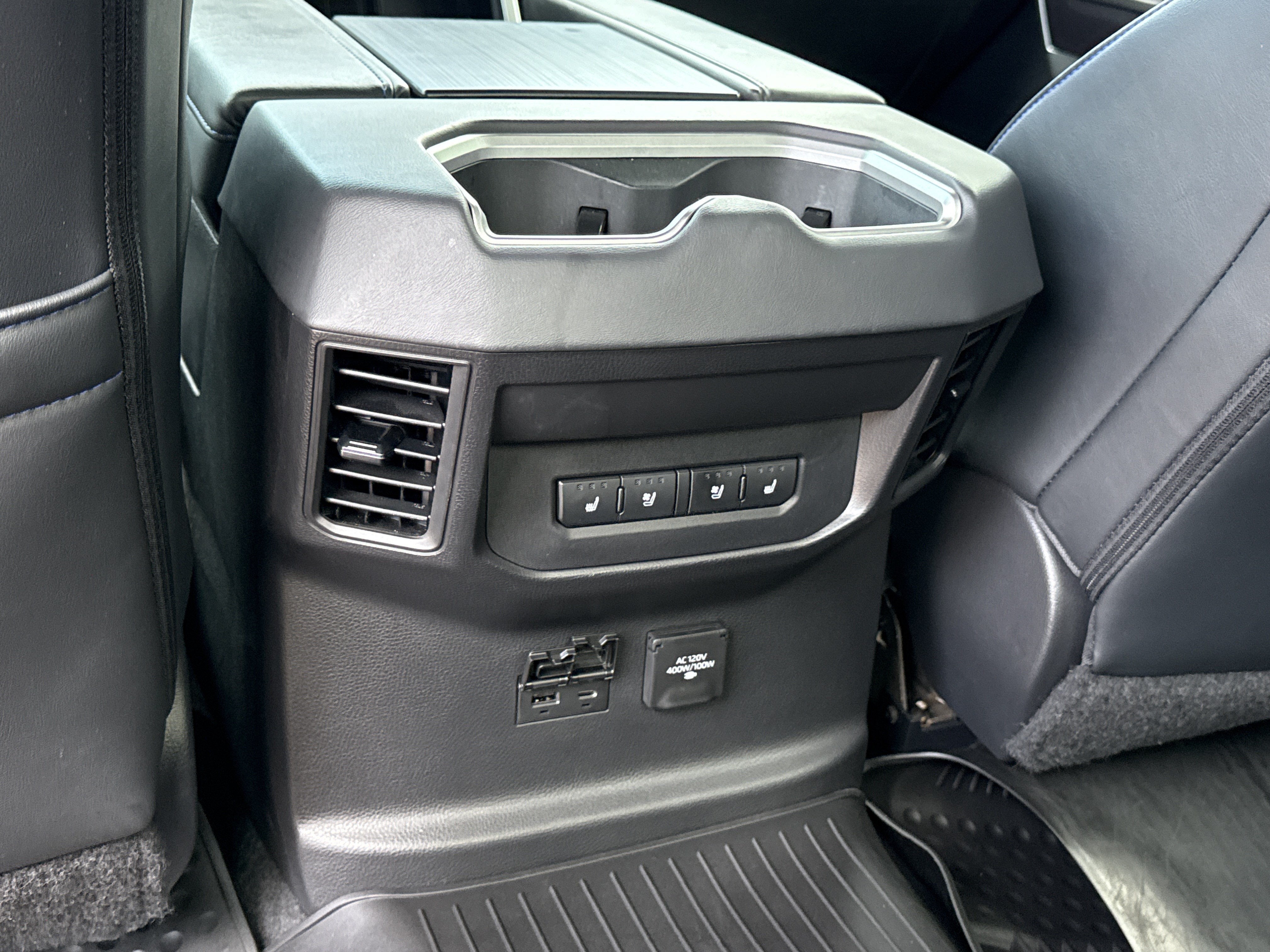 2022 Toyota Tundra 4WD Platinum Hybrid