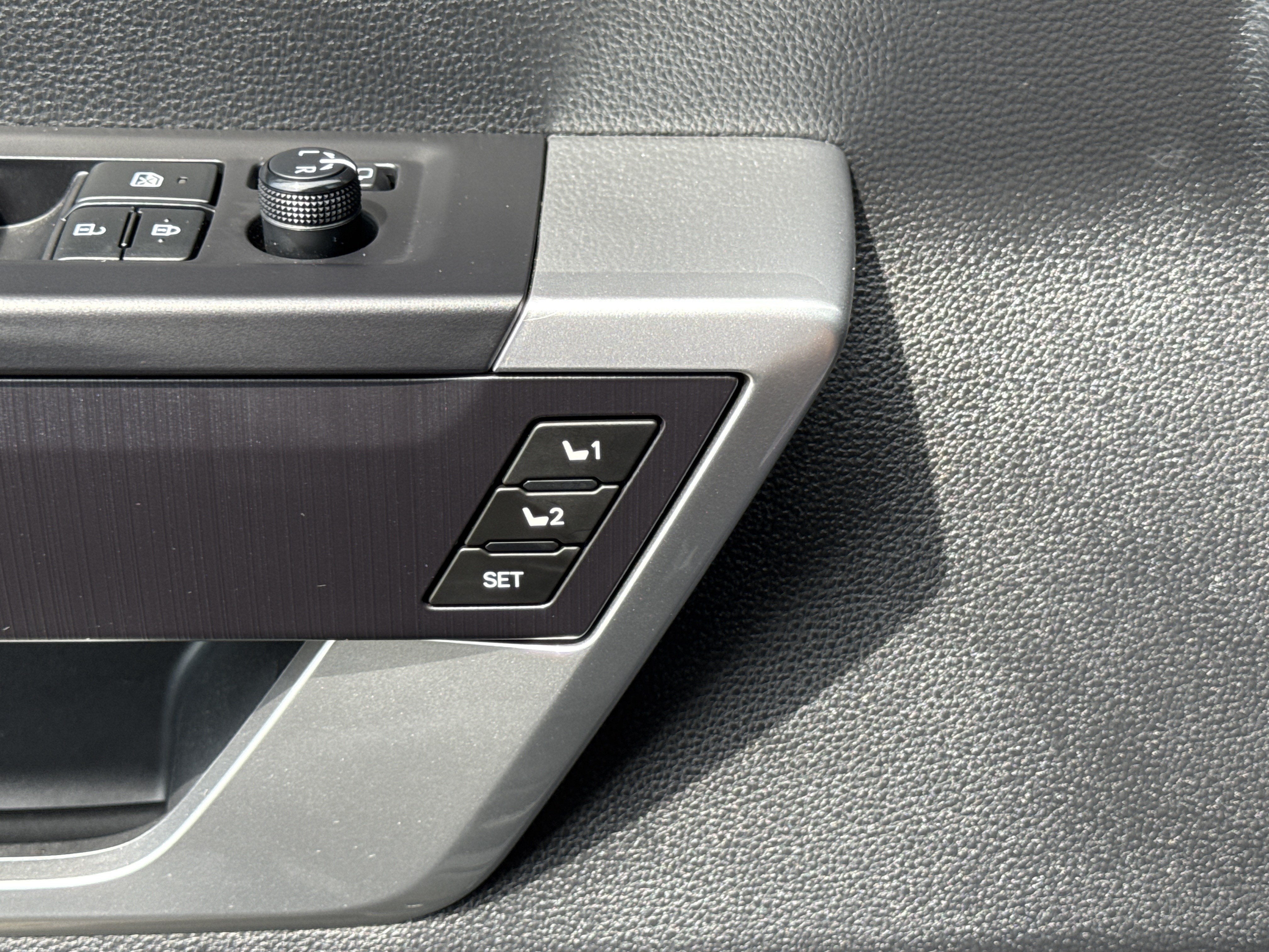 2022 Toyota Tundra 4WD Platinum Hybrid