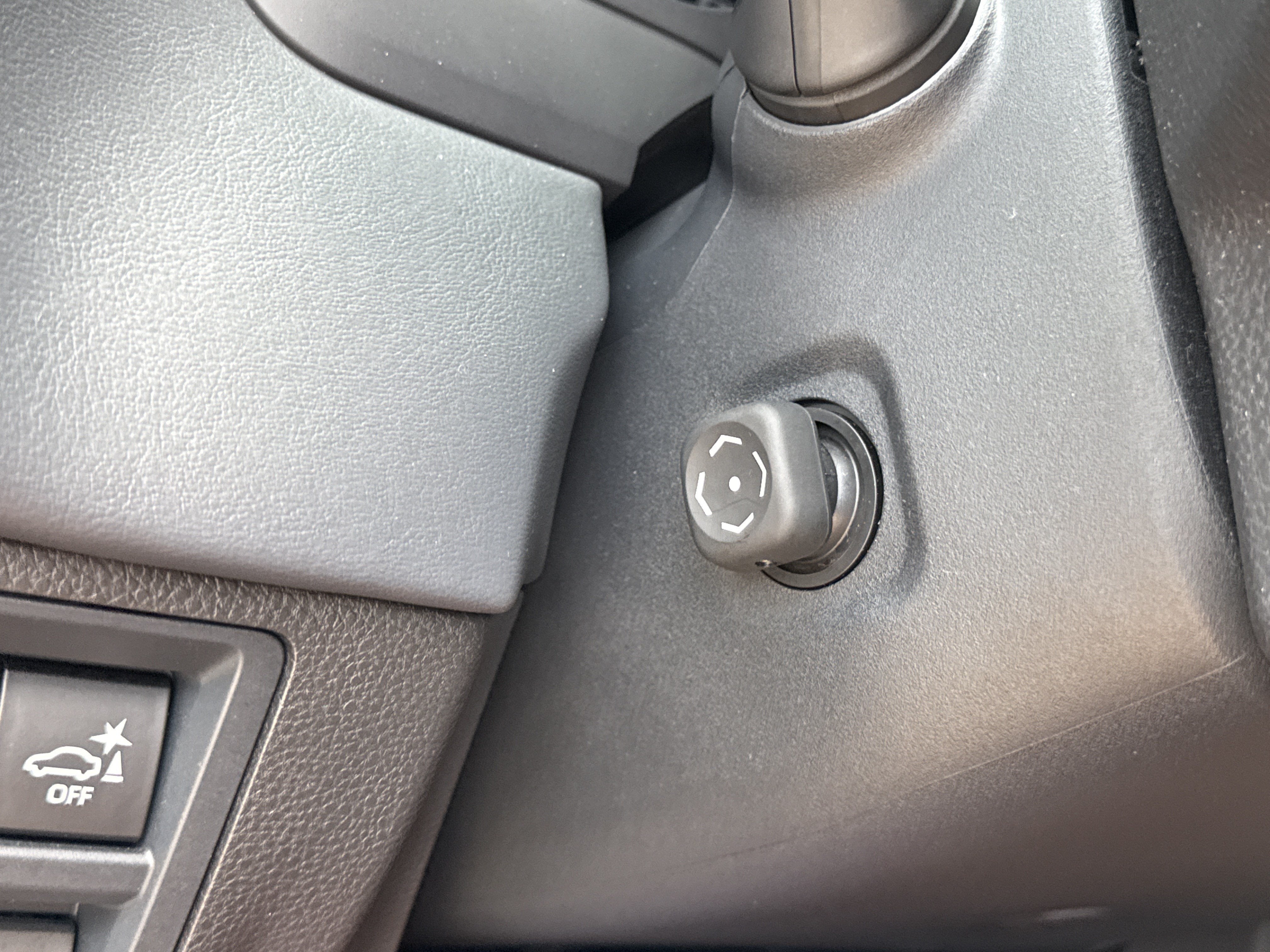 2022 Toyota Tundra 4WD Platinum Hybrid