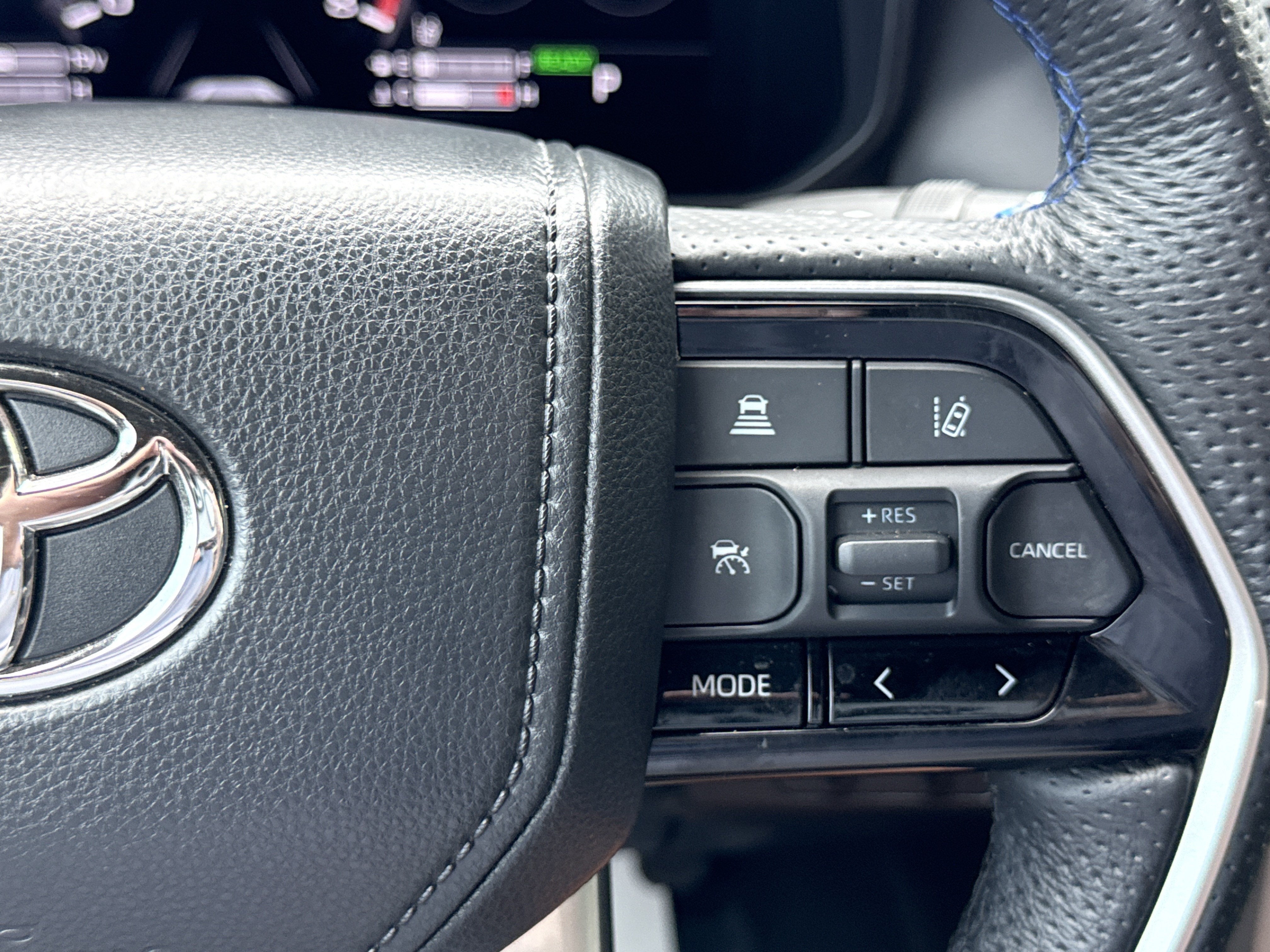 2022 Toyota Tundra 4WD Platinum Hybrid