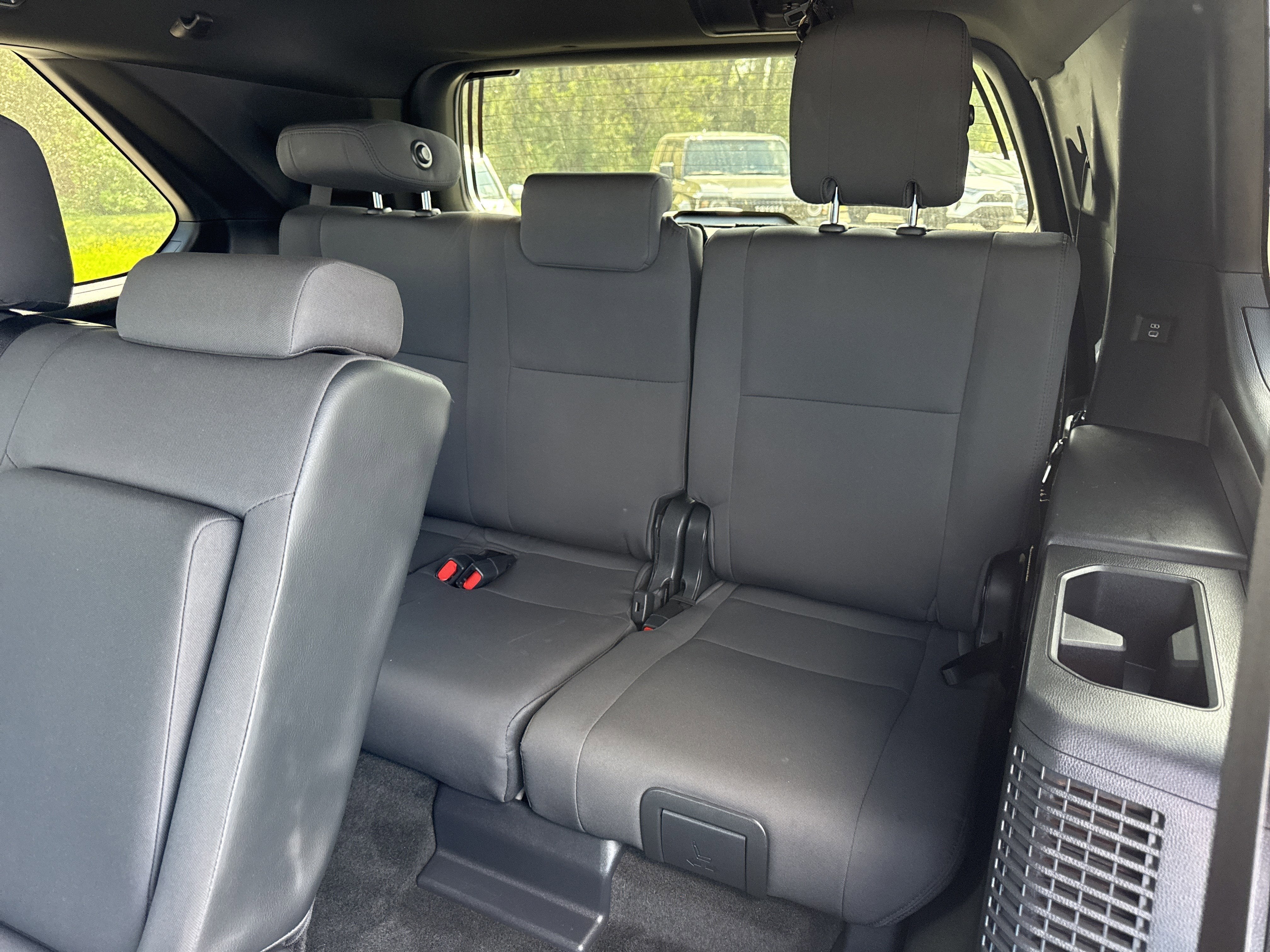 2025 Toyota Sequoia Base