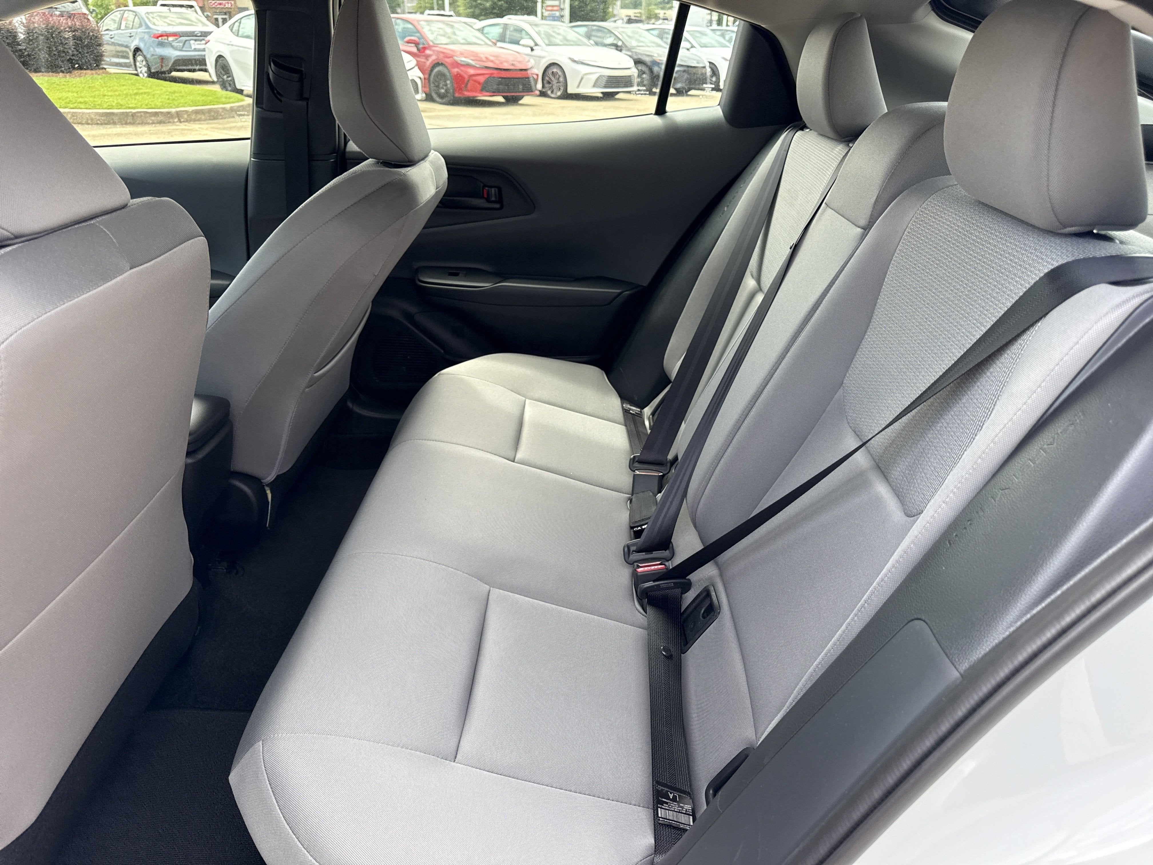 2025 Toyota Prius LE