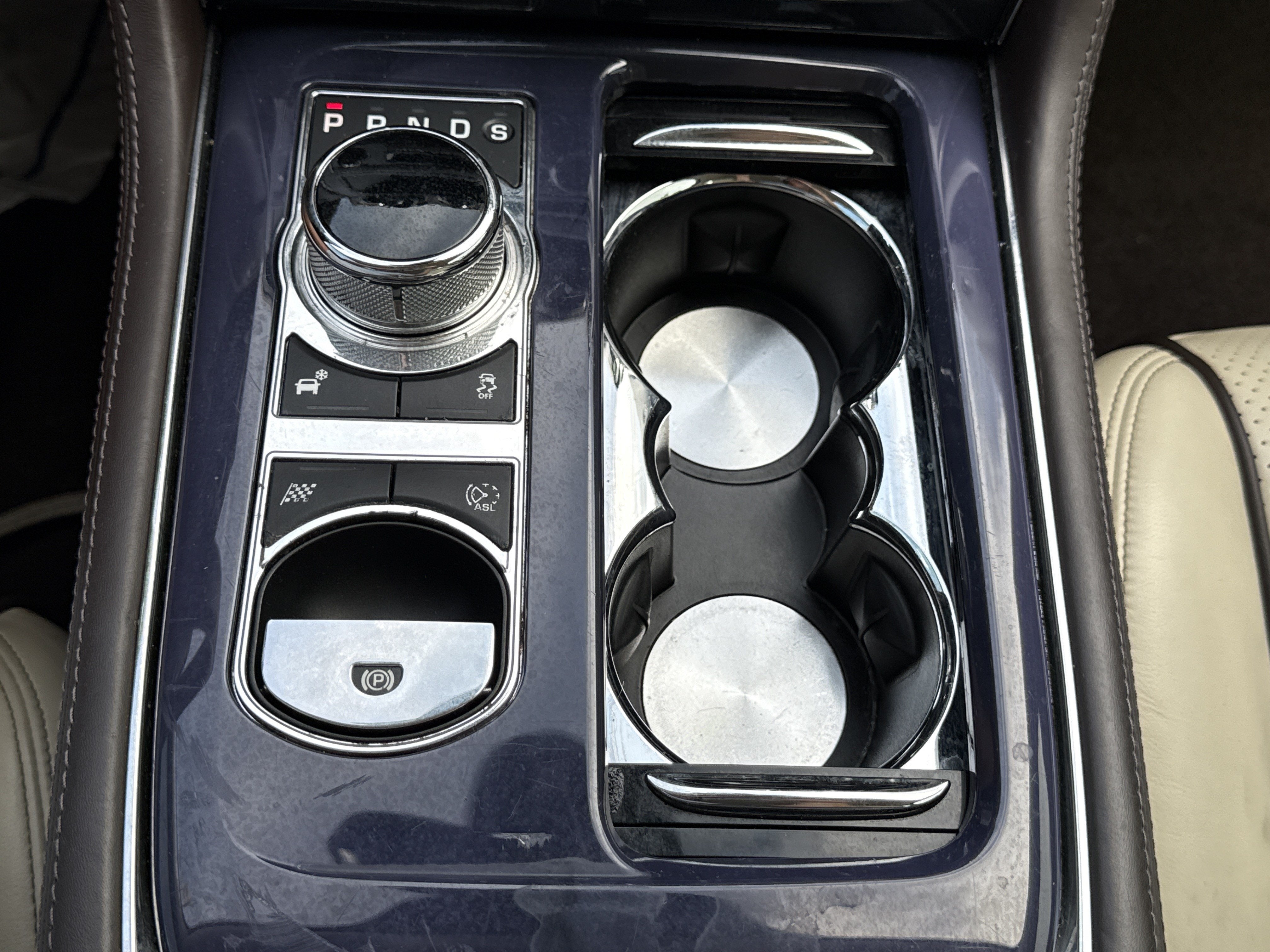 2013 Jaguar XJ XJL Portfolio
